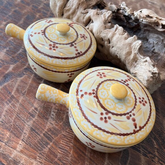 Two Temp-Tations Old World Yellow Individual Casserole & Lid - Picture 1 of 11